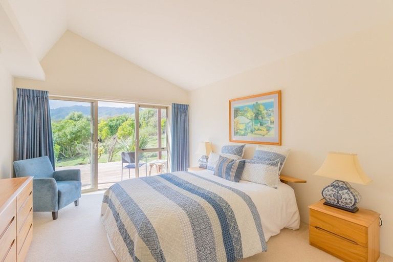 Photo of property in 28 Aston Road, Waikanae, 5391
