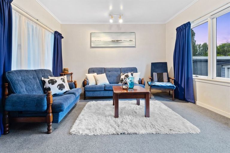 Photo of property in 58 Royal Road, Massey, Auckland, 0614