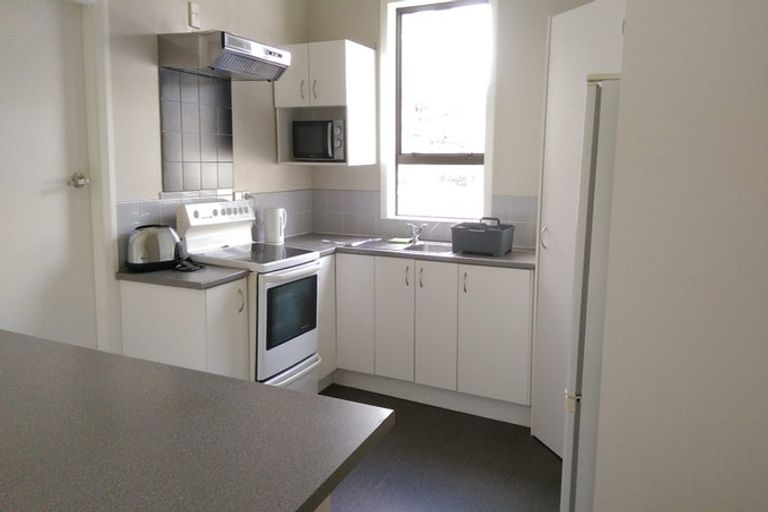 Photo of property in 50 Te Wharepouri Street, Berhampore, Wellington, 6023