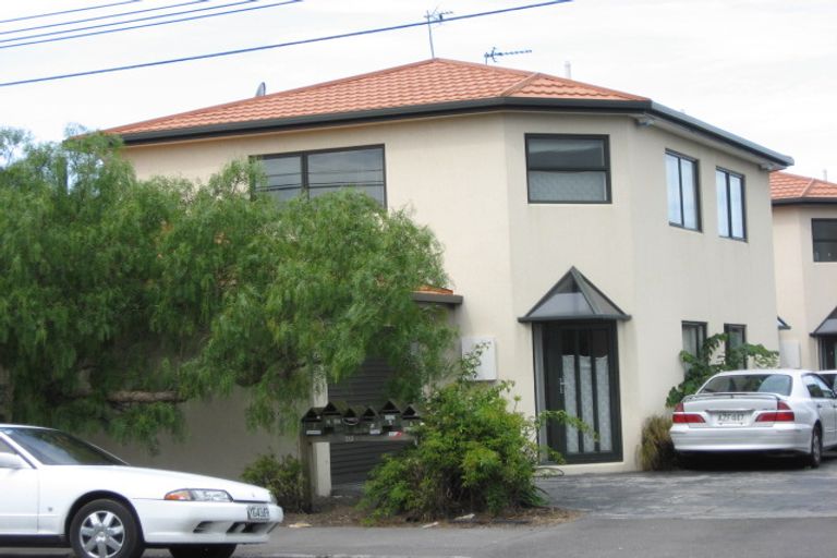 Photo of property in 3/436 Barbadoes Street, Edgeware, Christchurch, 8013