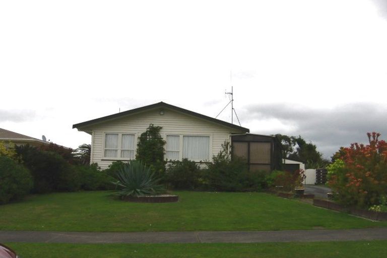 Photo of property in 44 Anakiwa Street, Kelvin Grove, Palmerston North, 4414