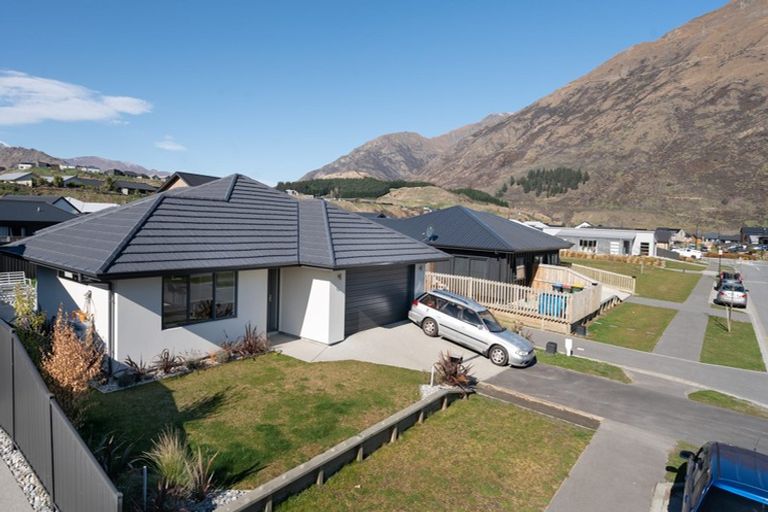 Photo of property in 66 Toni's Terrace, Lower Shotover, Queenstown, 9304