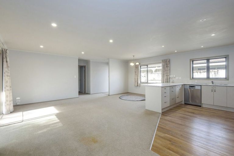 Photo of property in 35 Raleigh Street, Leamington, Cambridge, 3432