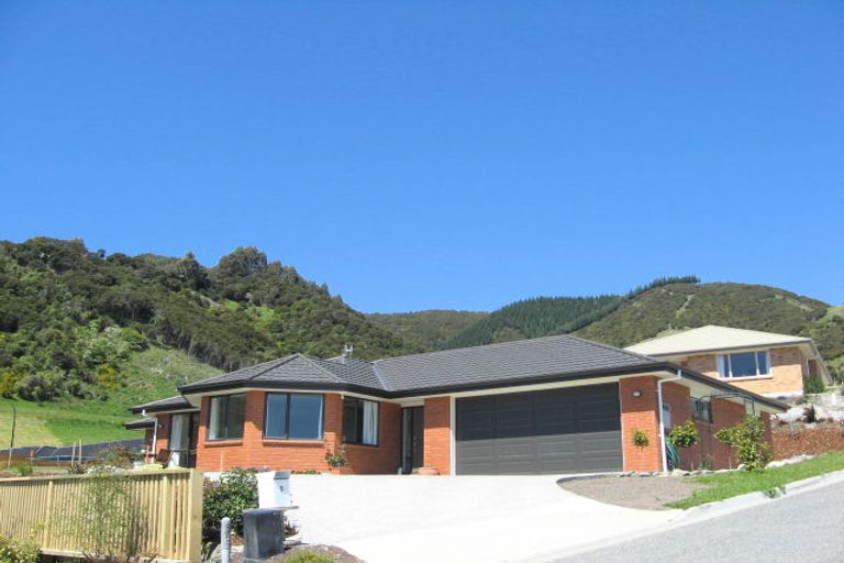Photo of property in 5 Springlea Heights, Atawhai, Nelson, 7010