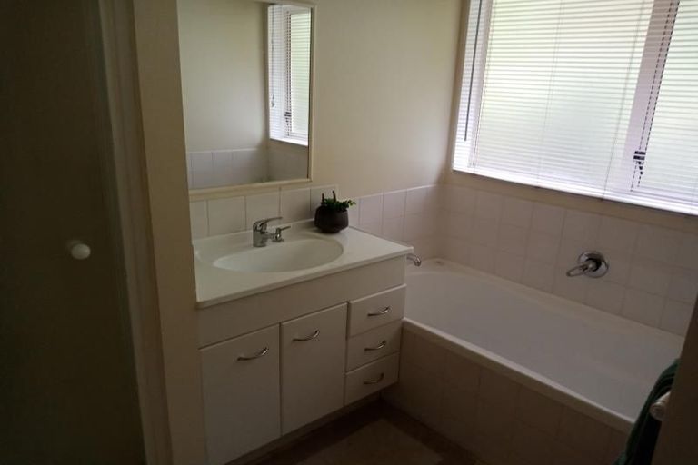 Photo of property in 261 Maungaraki Road, Maungaraki, Lower Hutt, 5010