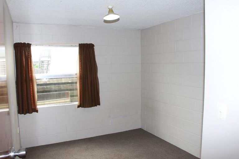 Photo of property in 1-6/145 Knighton Road, Hillcrest, Hamilton, 3216