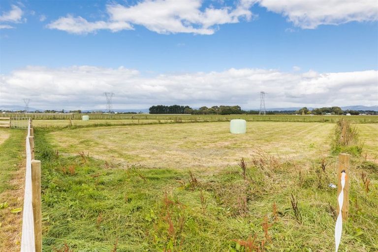 Photo of property in 1365 Rongotea Road, Kairanga, Palmerston North, 4475