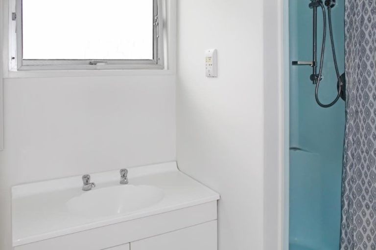 Photo of property in Sharella Park Cattery, 578 Kairanga Bunnythorpe Road, Newbury, Palmerston North, 4478