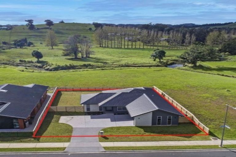 Photo of property in 22 Harrison Drive, Tikipunga, Whangarei, 0112