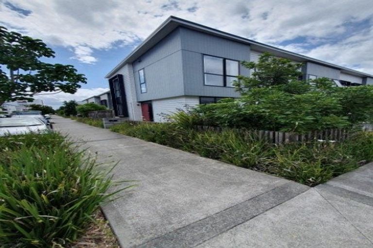 Photo of property in 60 Mapou Road, Hobsonville, Auckland, 0616