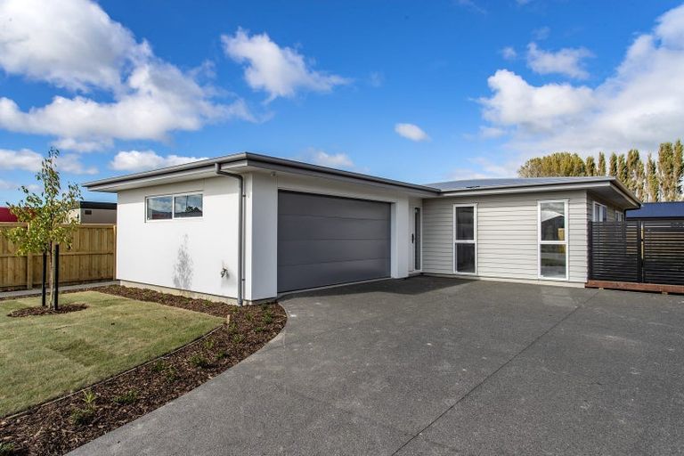 Photo of property in 44 Skibbereen Drive, Halswell, Christchurch, 8025