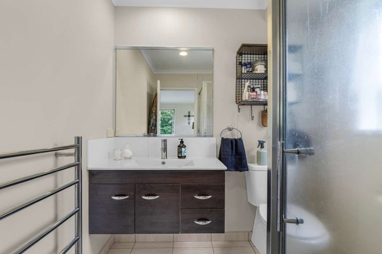 Photo of property in 30 Hamon Place, Pukehangi, Rotorua, 3015