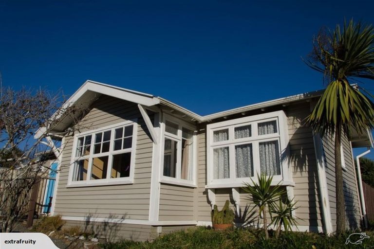 Photo of property in 17 Tovey Street, New Brighton, Christchurch, 8061