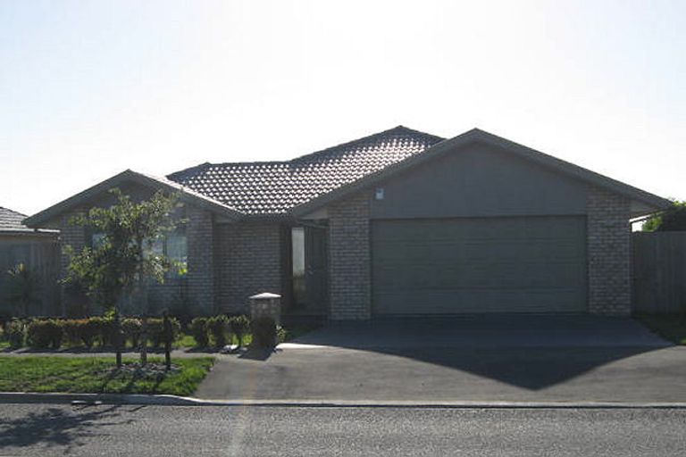 Photo of property in 27 Rolleston Drive, Rolleston, 7614