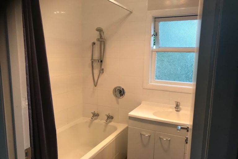 Photo of property in 9 Tern Place, Hokowhitu, Palmerston North, 4410