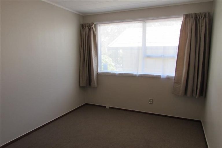 Photo of property in 4 Ballial Place, West Harbour, Auckland, 0618