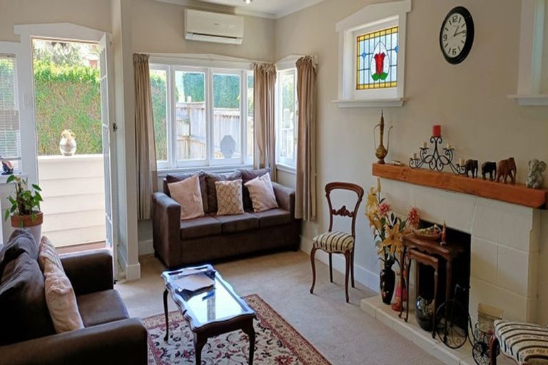 Photo of property in 47 Heretaunga Avenue, Onehunga, Auckland, 1061