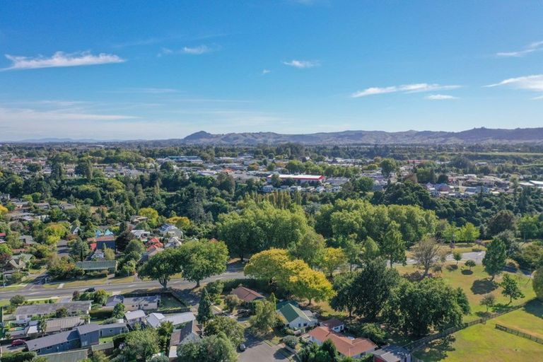 Photo of property in 4 Eliot Place, Leamington, Cambridge, 3432