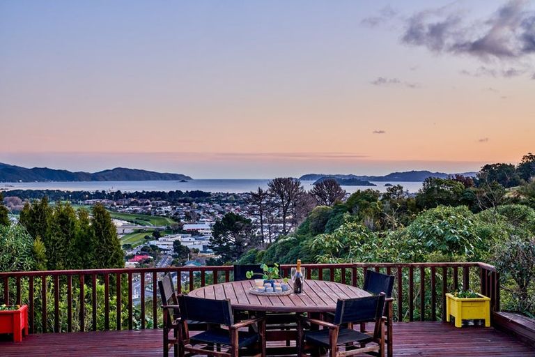 Photo of property in 19 City View Grove, Harbour View, Lower Hutt, 5010