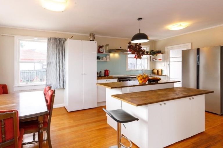 Photo of property in 22 Arapiki Road, Stoke, Nelson, 7011