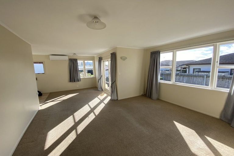 Photo of property in 39 Weiti Road, Orewa, 0931