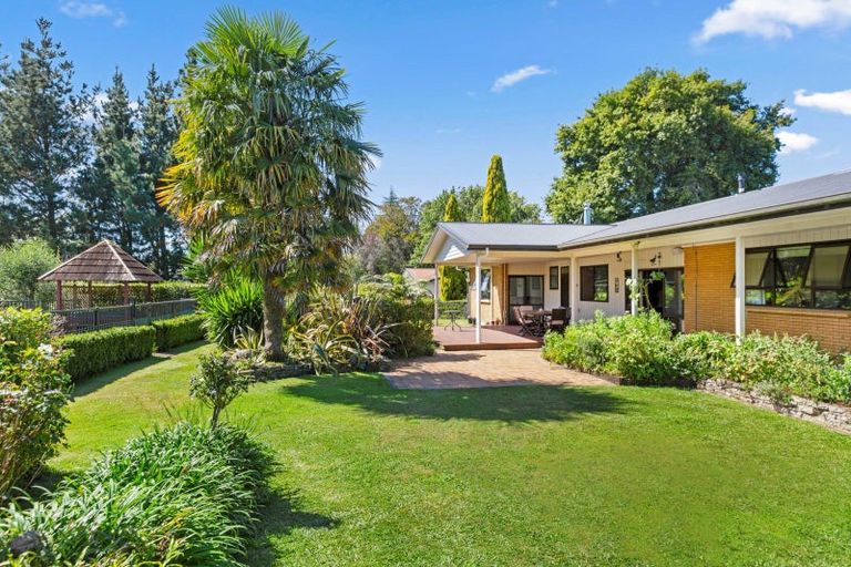 Photo of property in 243 Woodside Road, Matangi, Hamilton, 3284