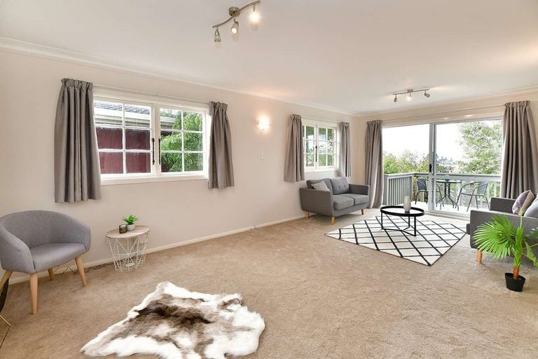 Photo of property in 17 Stapleford Crescent, Browns Bay, Auckland, 0630