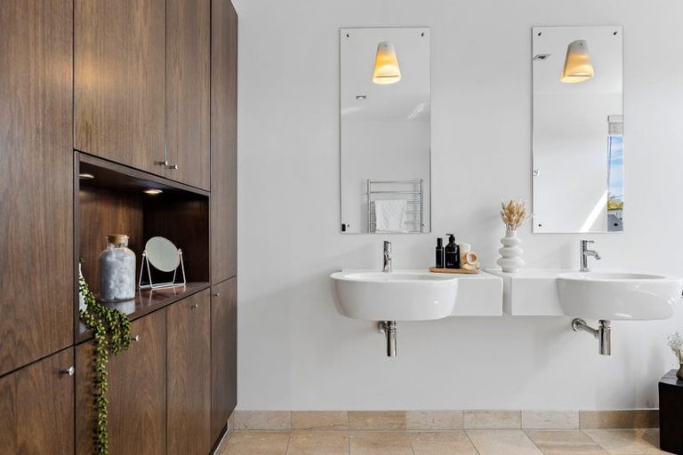 Photo of property in 9 Poynder Avenue, Merivale, Christchurch, 8014