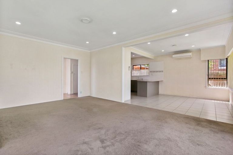 Photo of property in 35 Grange Road, Papatoetoe, Auckland, 2025