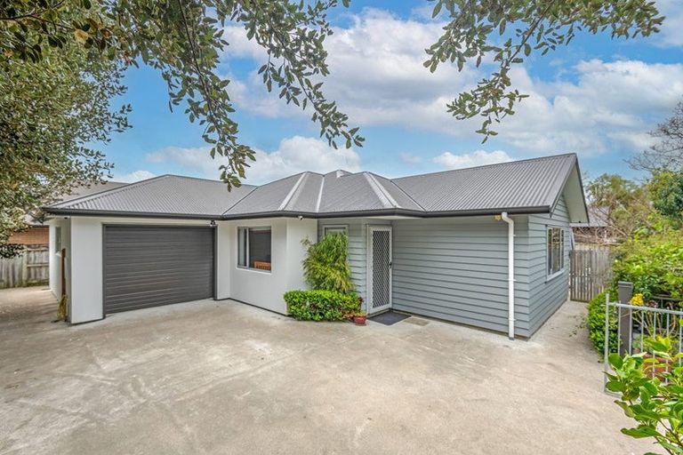Photo of property in 8 Cardiff Street, Highbury, Palmerston North, 4412