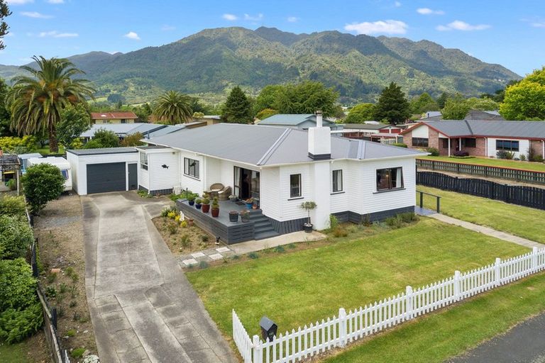 Photo of property in 86 Stanley Avenue, Te Aroha, 3320