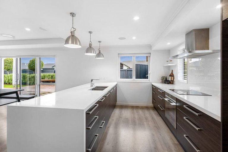 Photo of property in 18 Wallace Crescent, Prebbleton, 7604