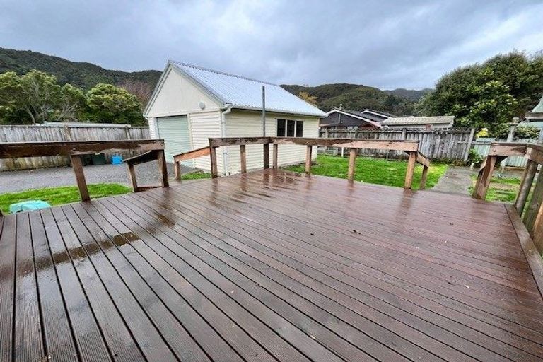 Photo of property in 12 Rumgay Street, Fairfield, Lower Hutt, 5011