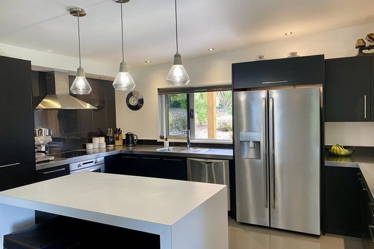 Photo of property in 295 Ngahere Park Road, Turitea, Palmerston North, 4472