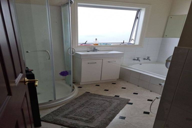 Photo of property in 18 Cruickshank Street, Kilbirnie, Wellington, 6022