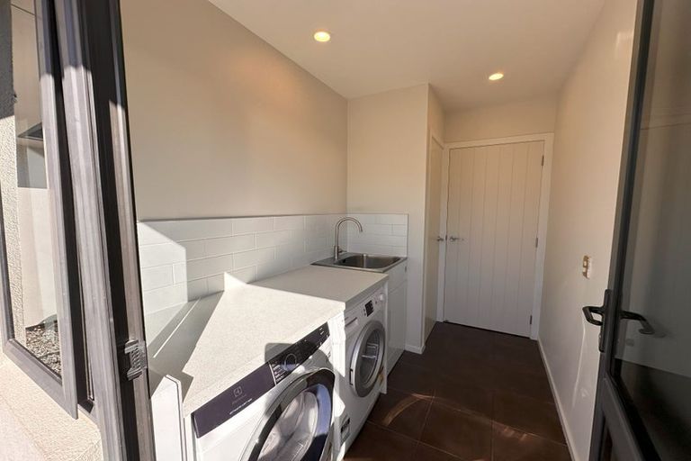 Photo of property in 75 Howards Drive, Lake Hayes, Queenstown, 9304