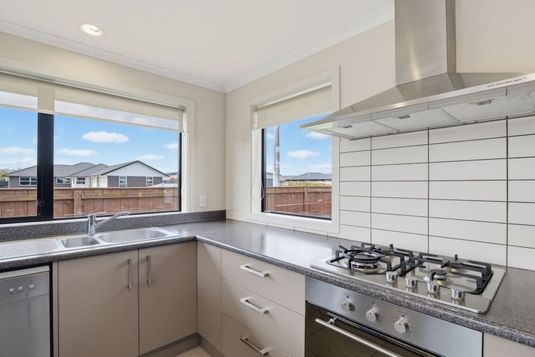 Photo of property in 2 Pegasus Place, Kelvin Grove, Palmerston North, 4414