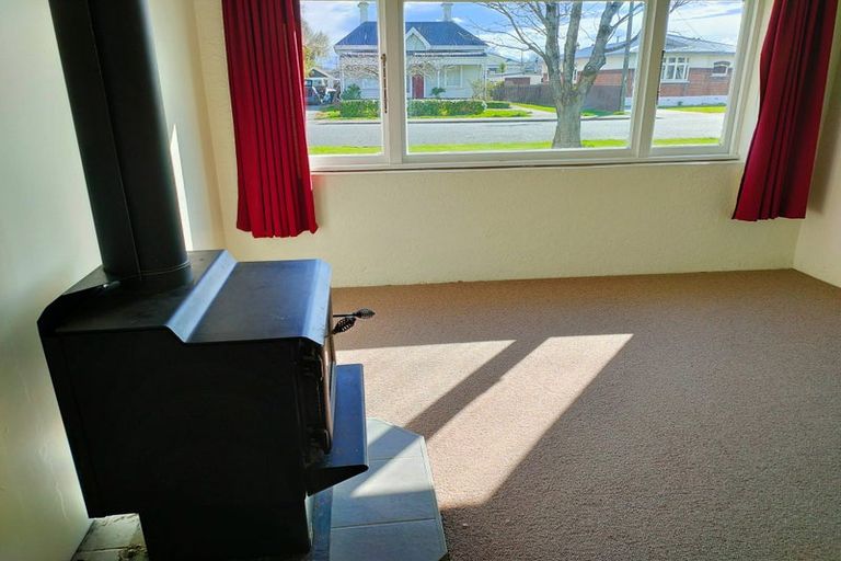 Photo of property in 12 Milton Street, Gore, 9710