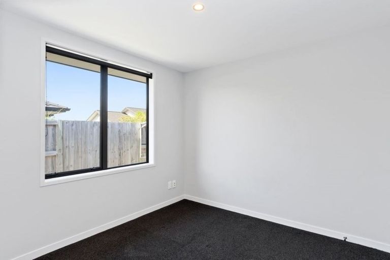 Photo of property in 17 Butterworth Crescent, Papamoa Beach, Papamoa, 3118