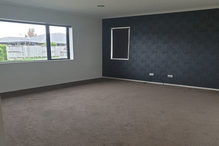 Photo of property in 15 Hector Drive, Rototuna North, Hamilton, 3210