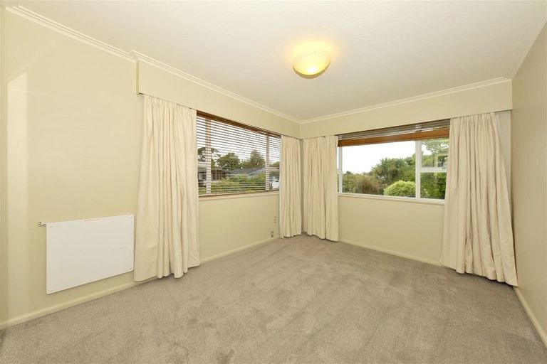 Photo of property in 20 Highfield Place, Avonhead, Christchurch, 8042