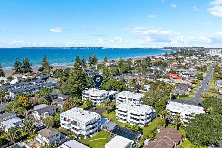 Photo of property in 15b Puriri Avenue, Orewa, 0931