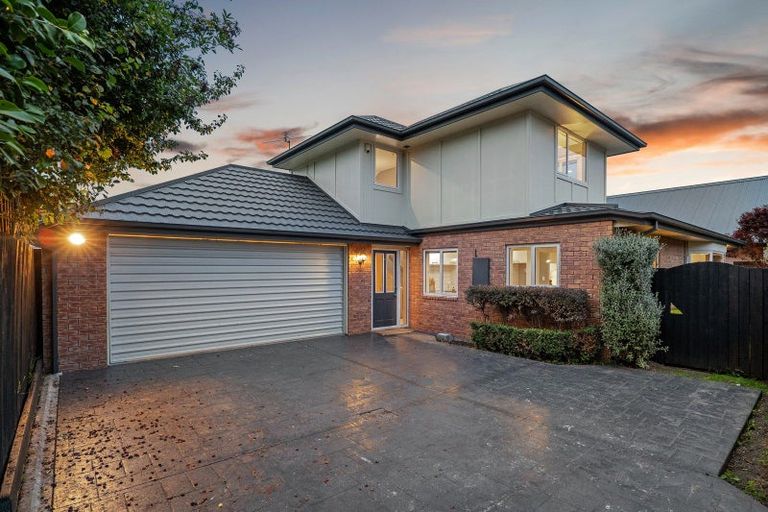 Photo of property in 29b Division Street, Riccarton, Christchurch, 8041