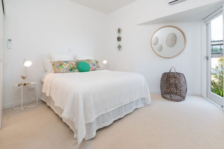 Photo of property in 55 Wharemauku Road, Raumati Beach, Paraparaumu, 5032