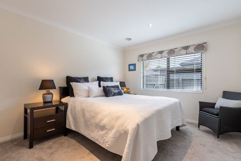 Photo of property in 3 Te Nehu Drive, Paraparaumu, 5032