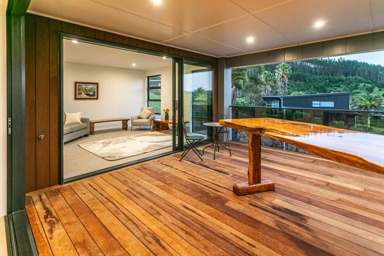 Photo of property in 11 Titoki Lane, Whangamata, 3691