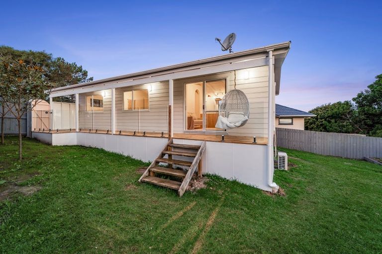 Photo of property in 2/71 Anich Road, Massey, Auckland, 0614