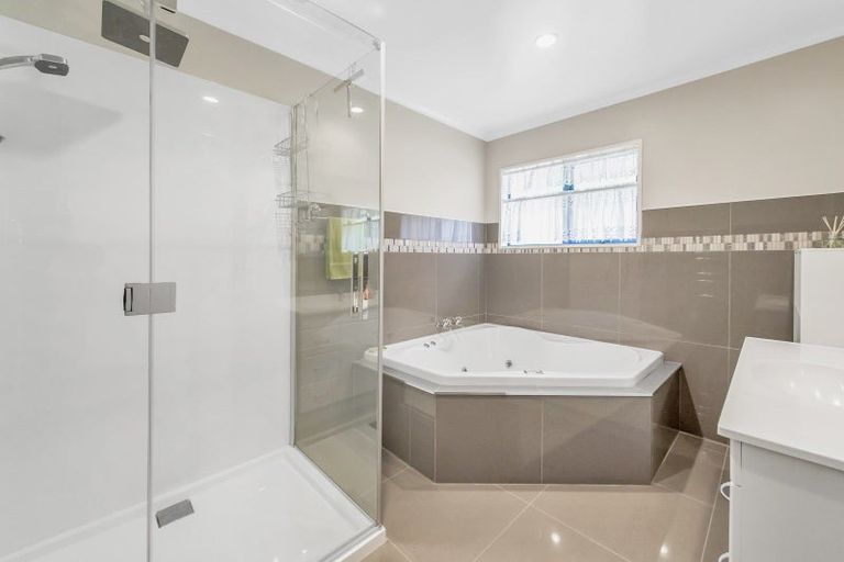 Photo of property in 12 Adelaide Street, Kirwee, Darfield, 7571