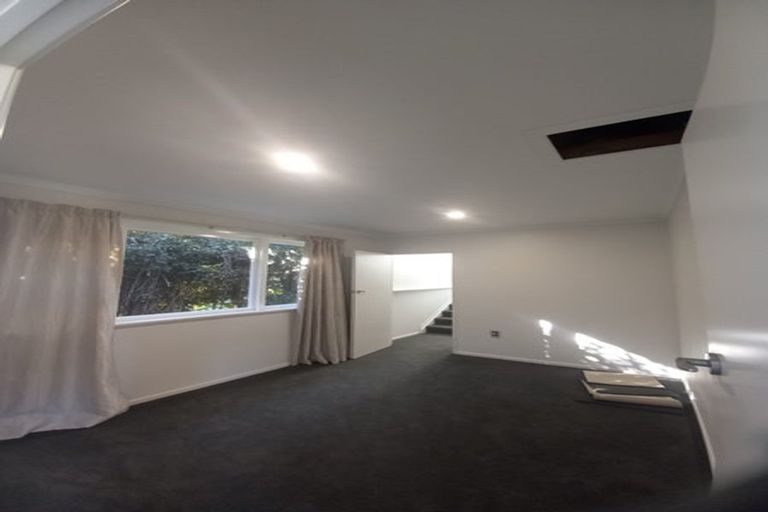 Photo of property in 5 Tiri Road, Manly, Whangaparaoa, 0930