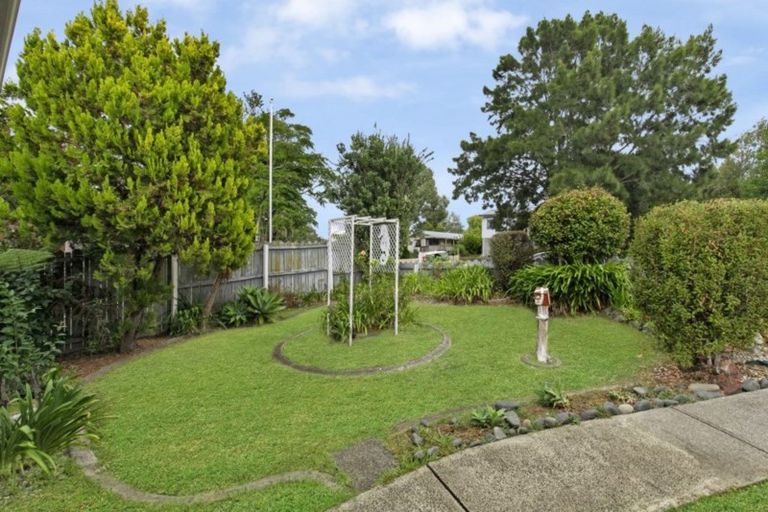 Photo of property in 23 Shadon Place, Stanmore Bay, Whangaparaoa, 0932
